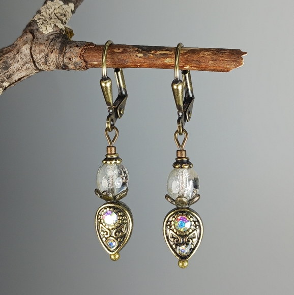HAND CRAFTED Vintage Style Brass Crystal Dangle Drop Earrings - Picture 4 of 6